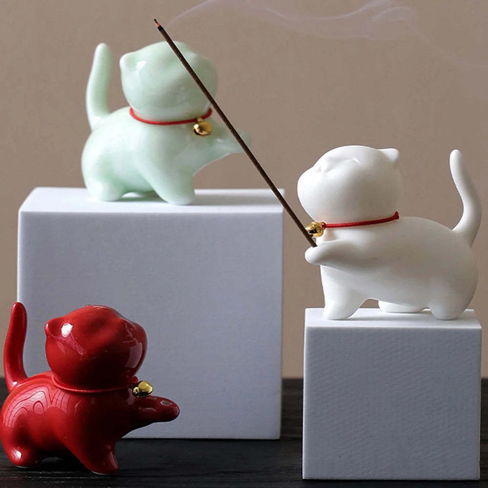 【招き猫 お香立て】 陶器 線香皿 可愛い 香炉 仏具 茶道 室内 インテリア 癒し