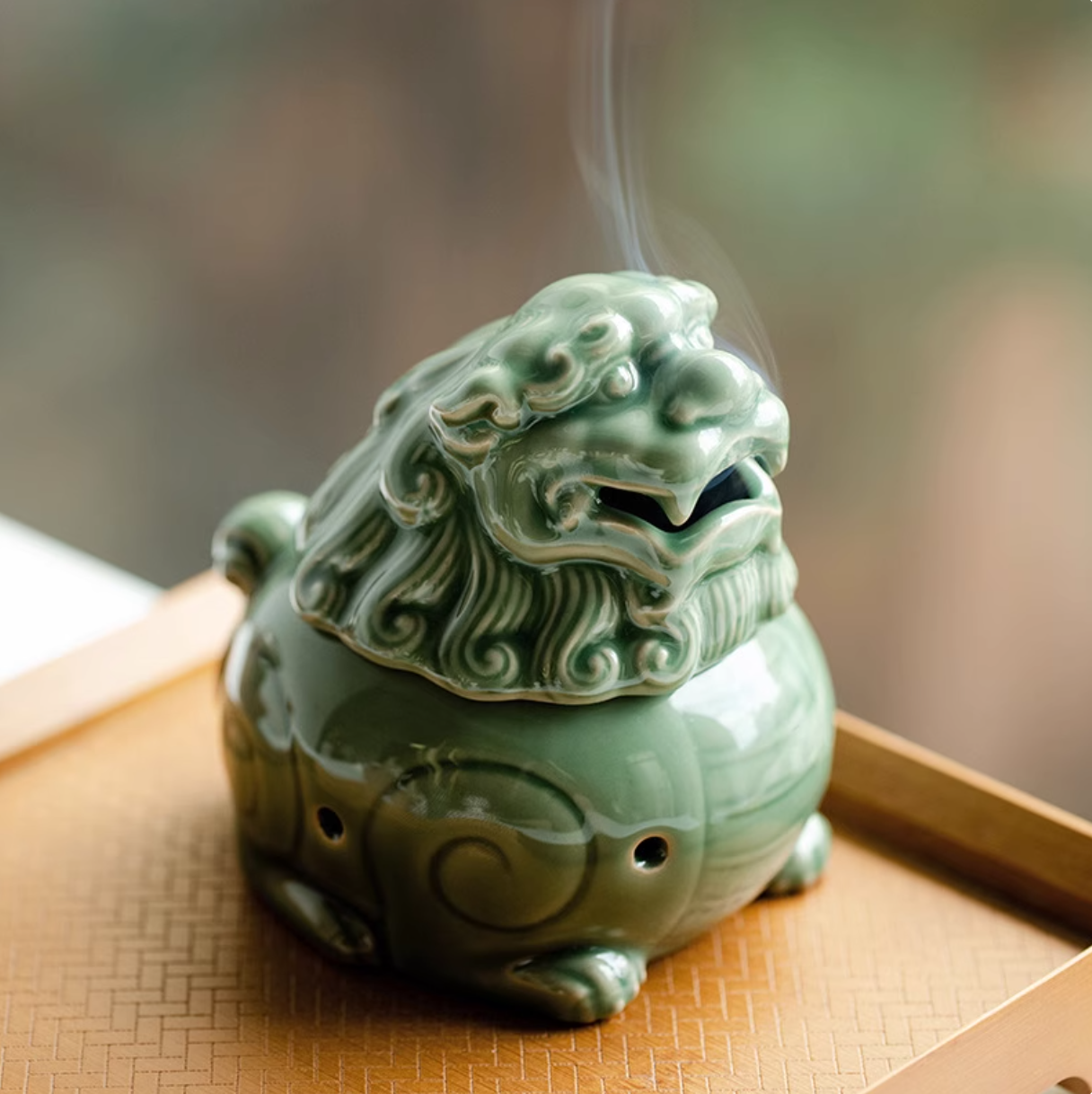 【越窯青瓷 狻猊（スンニ）香炉｜手作り青翠釉の陶器】中国お香 香炉 陶器　お香立て 癒し 瞑想 ヨガ リラックス ギフト