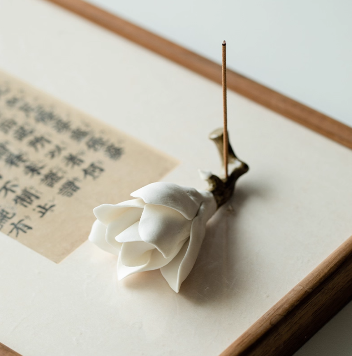 【白玉蘭（マグノリア）の香立て｜手作りの花インセンスホルダー】お香 香炉 アロマ インセンス 雑貨 癒し 瞑想 ヨガ リラックス 禅