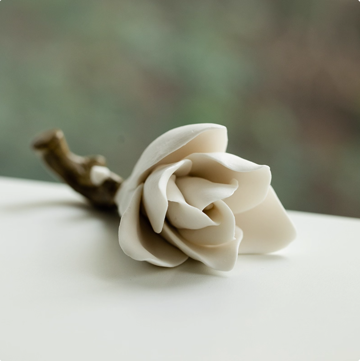 【白玉蘭（マグノリア）の香立て｜手作りの花インセンスホルダー】お香 香炉 アロマ インセンス 雑貨 癒し 瞑想 ヨガ リラックス 禅